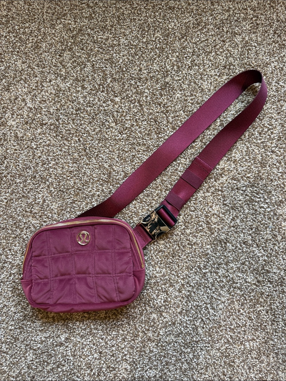 lululemon athletica velour Burgundy Quilted Crossbody Belt Bag